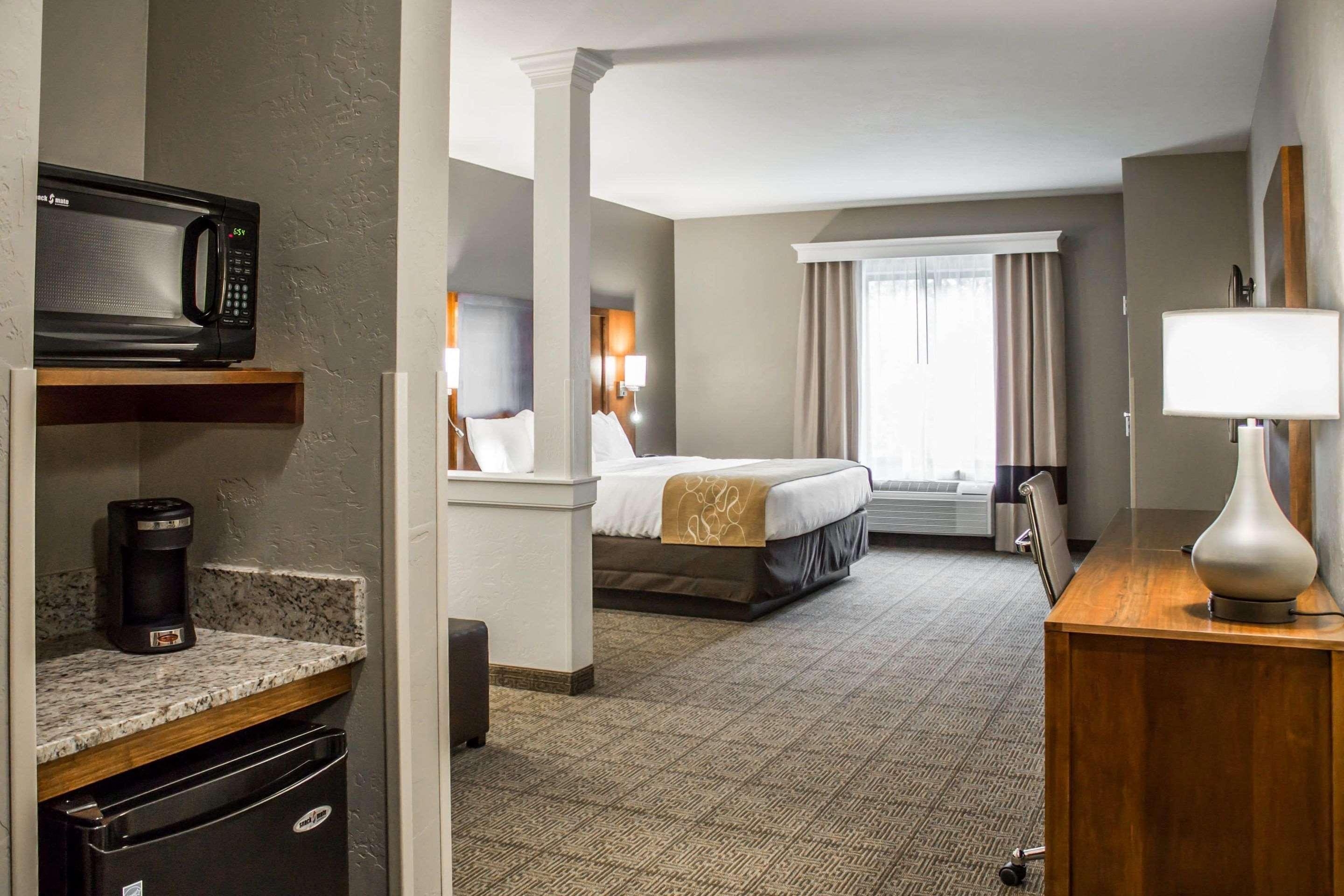 Comfort Suites Hartville-North Canton Uniontown Exteriör bild