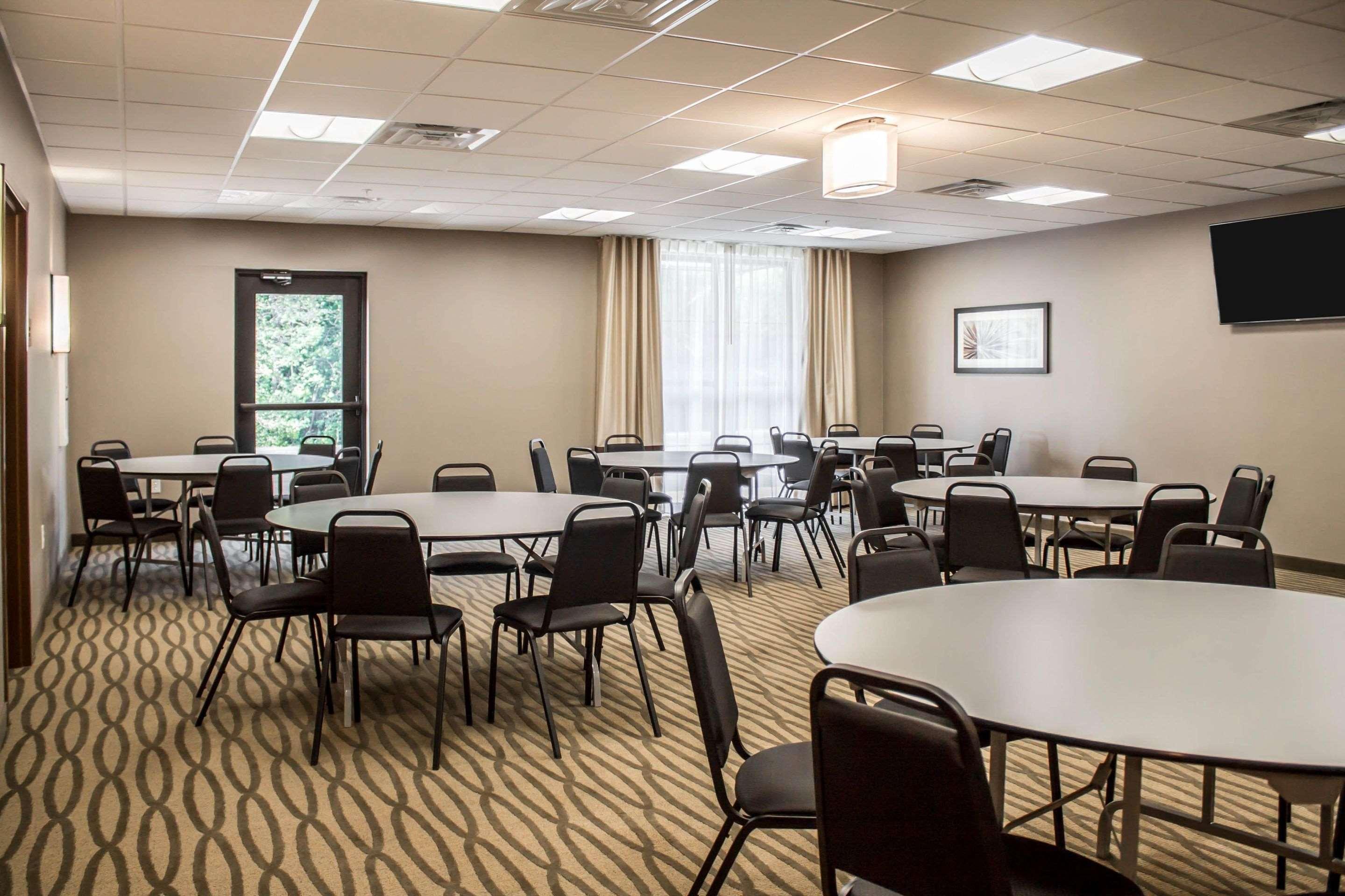 Comfort Suites Hartville-North Canton Uniontown Exteriör bild
