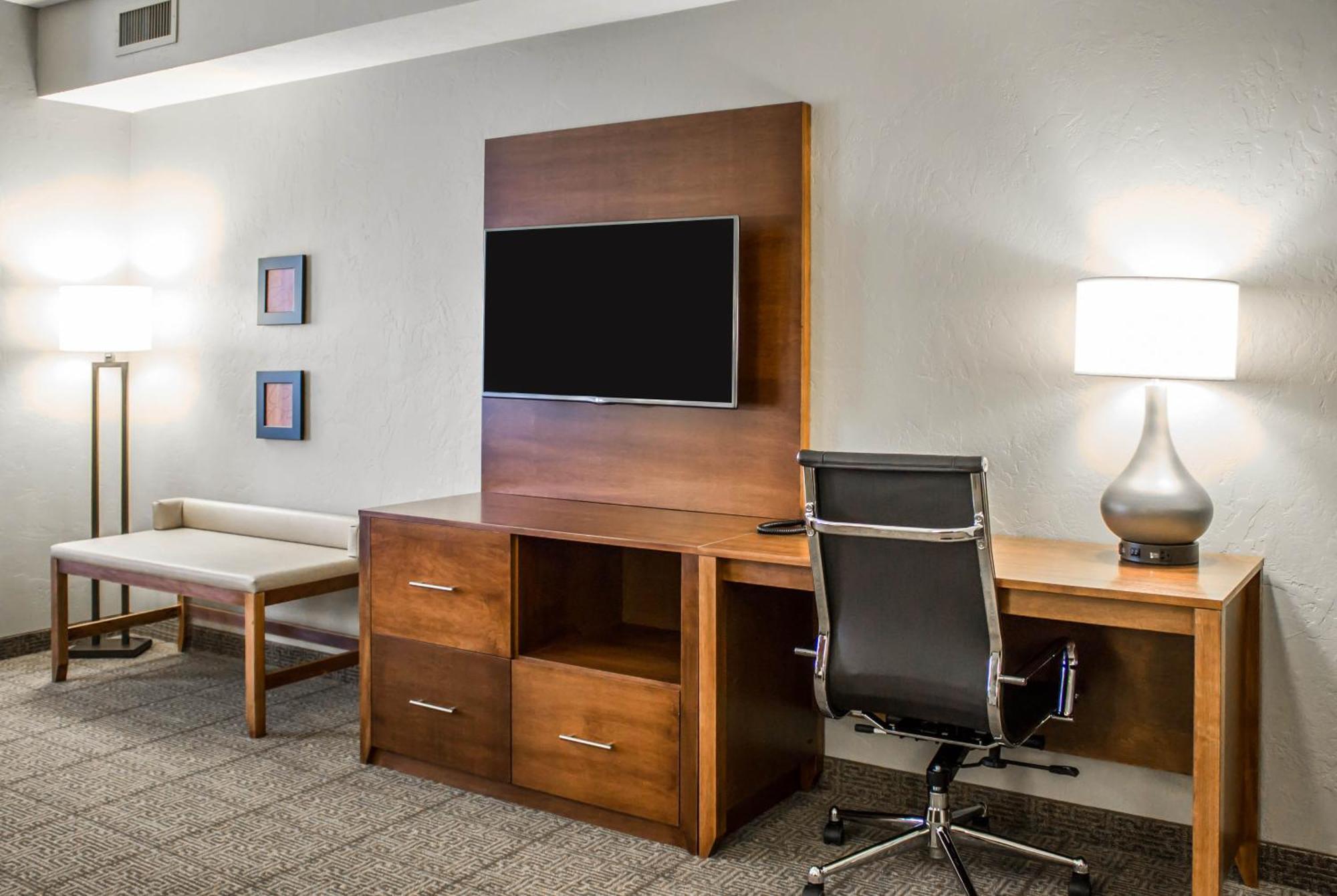 Comfort Suites Hartville-North Canton Uniontown Rum bild